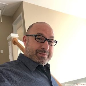 Meet your Posher, S elias